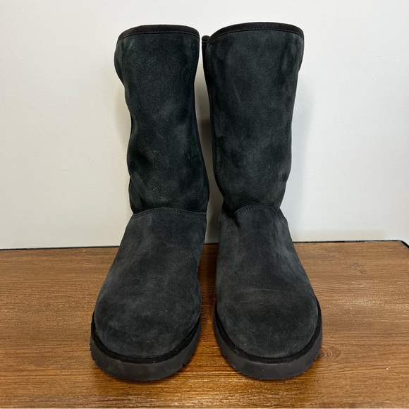 UGG Amie Black Classic Suede Leather Boots Size 11 - Picture 4 of 11